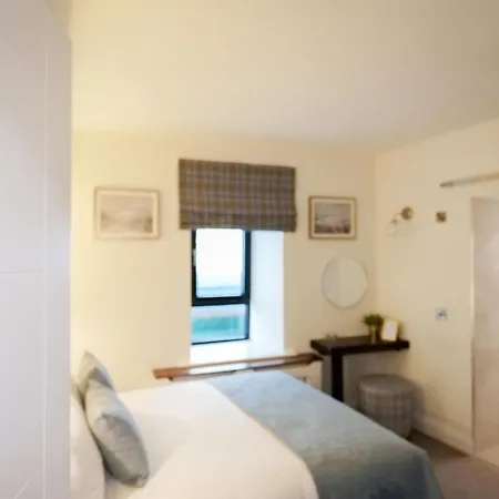 Hotel The House Clifden